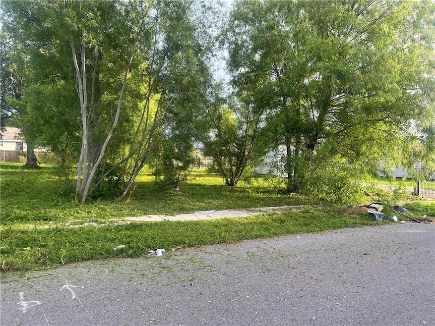 8022 Leeds St, New Orleans, LA 70126 - photo 1