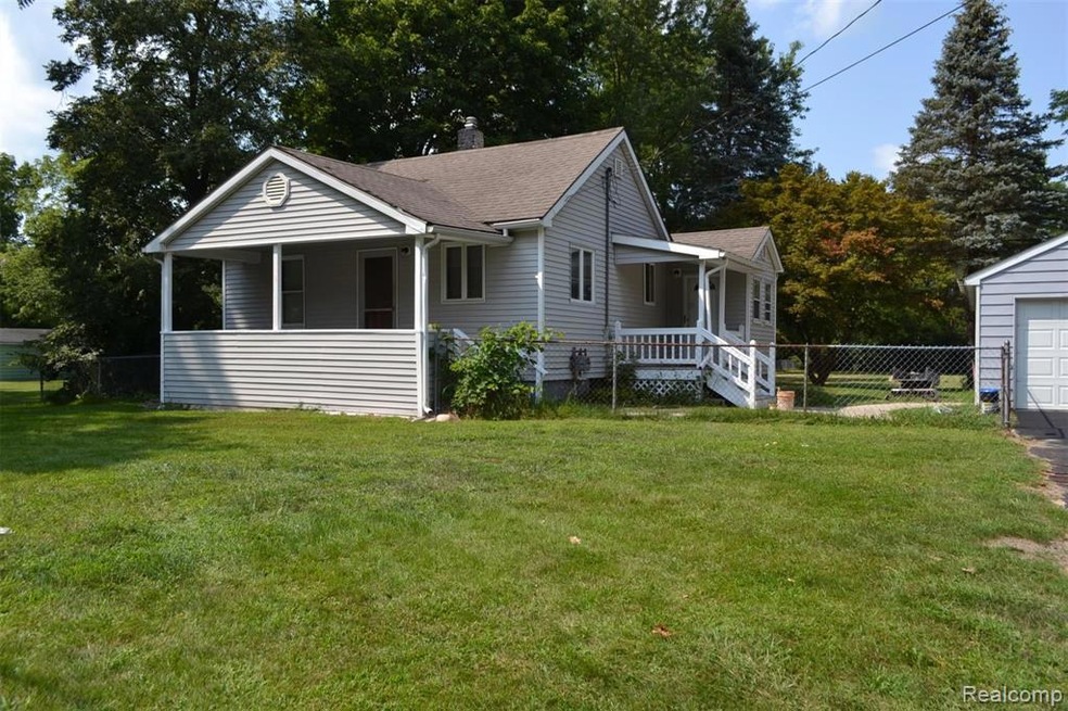 5026 Flushing Rd, Flushing, MI 48433 - photo 1