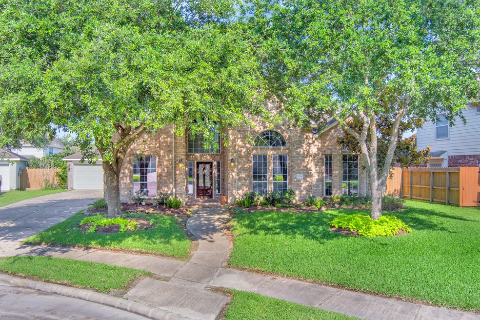 Welcome Home to 3218 Autumn Ct.