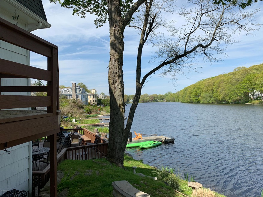 213 River Road Extension unit 3, Cos Cob, CT 06807 - photo 1