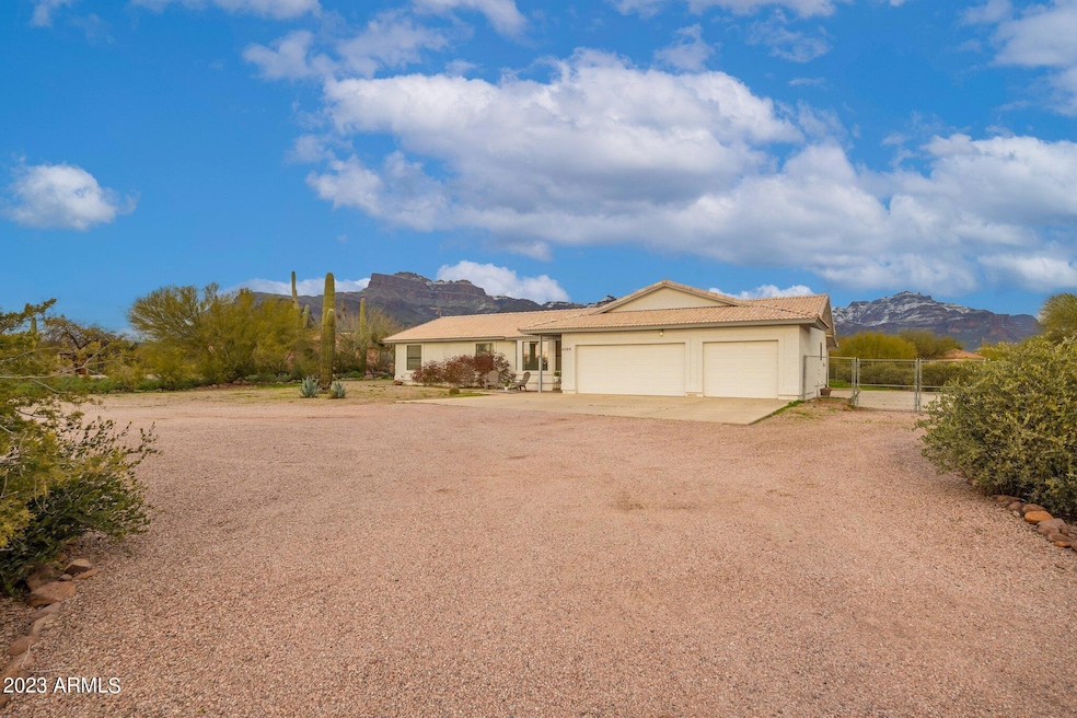 6084 E 20th Ave - 01