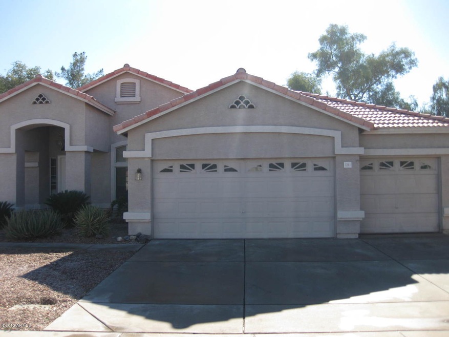3-car garage