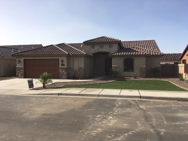 3726 S Plowman Dr, Yuma, AZ 85365 - photo 1