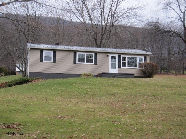 2158 Cumberland Rd, Bedford, PA 15522 - photo 1
