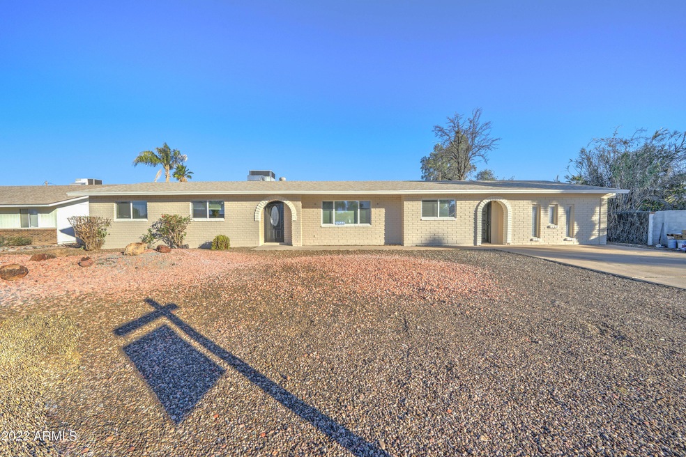 1044 E Linda Ave-1