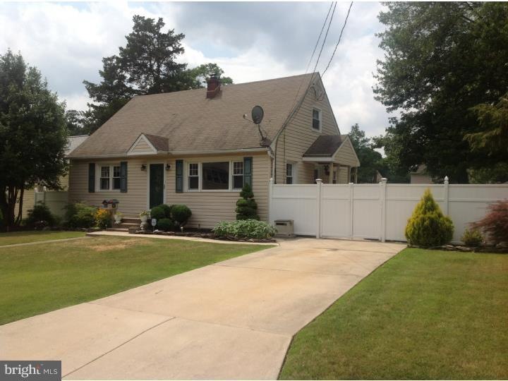 520 W Maple Ave, Laurel Springs, NJ 08021 - photo 1