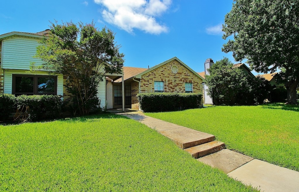 For Rent $1,695/month