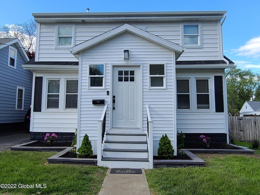 115 Pershing Dr, Schenectady, NY 12302 - photo 1