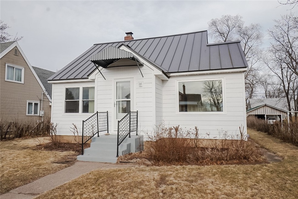 1133 Barron St, Eau Claire, WI 54703 - photo 1