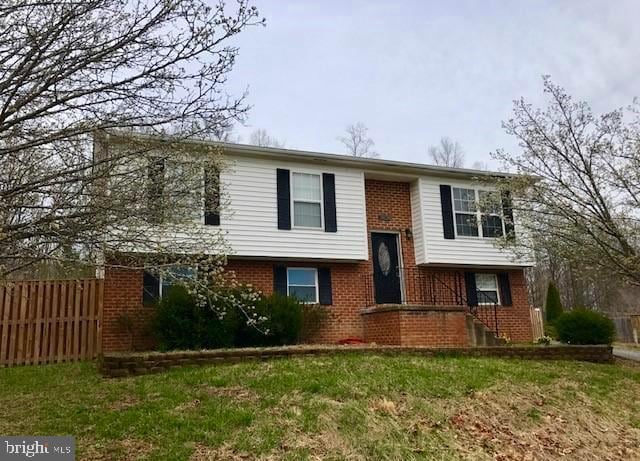 38520 Arlington Dr, Mechanicsville, MD 20659 - photo 1