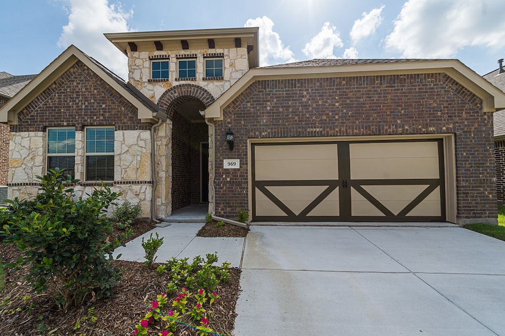 969 Canterbury Ln, Forney, TX 75126 - photo 1