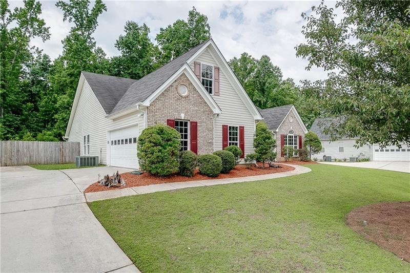 223 Arbor Trace, Braselton, GA 30517 - photo 1