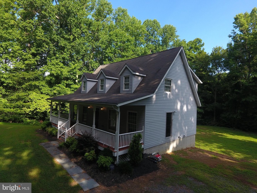 4222 N Shore Dr, Prince Frederick, MD 20678 - photo 1