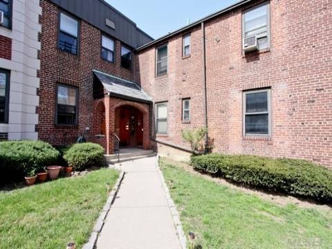 unlisted-address, East Elmhurst, NY 11370 - photo 1