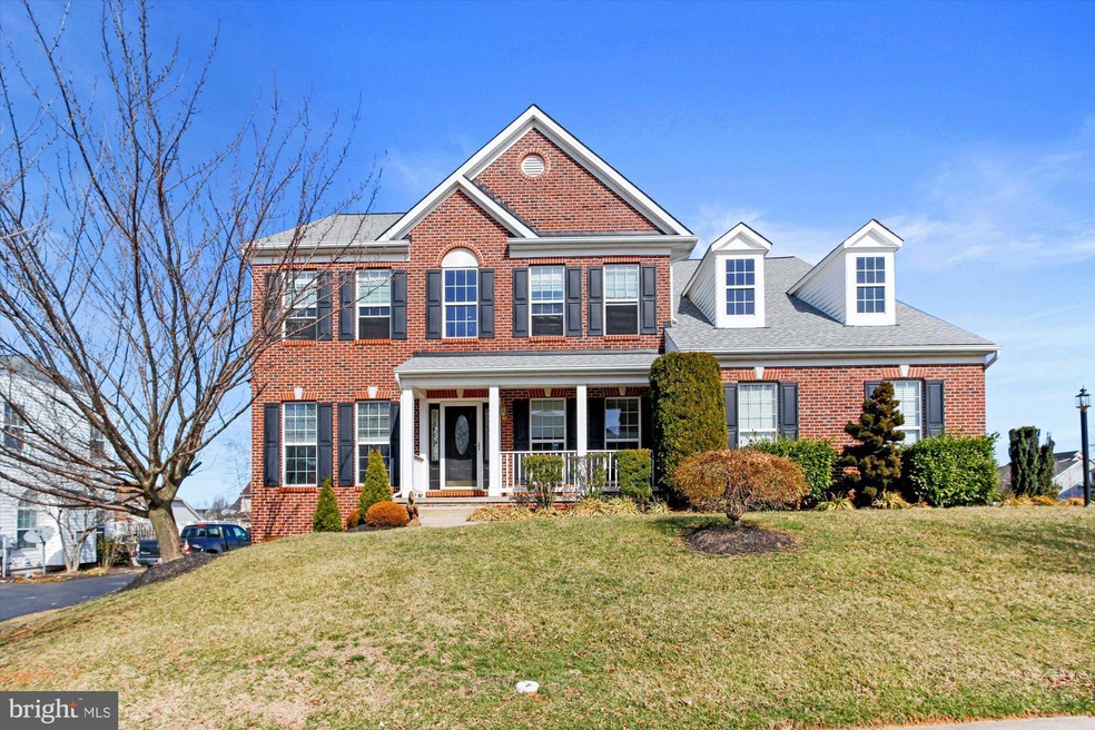 7653 Player Blvd unit 228, Seven Valleys, PA 17360 - photo 1