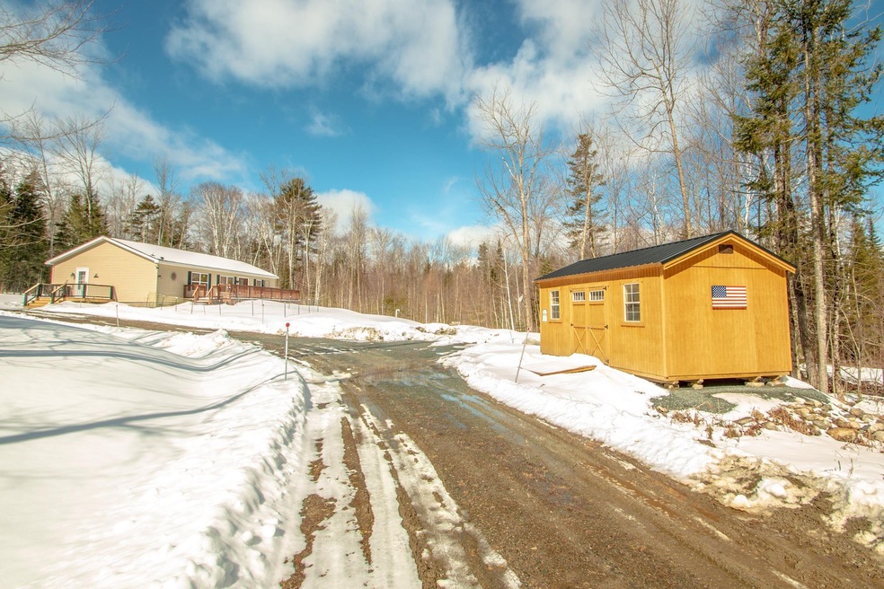 9 Wells Rd, Dalton, NH 03598 - photo 1