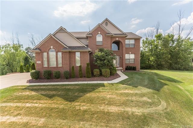 59019 Cobblers Court, South Lyon - Listed by Paul 