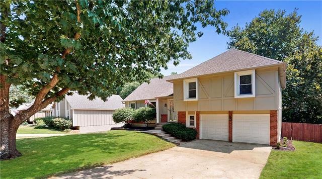 10239 Monrovia St, Lenexa, KS 66215 - photo 1