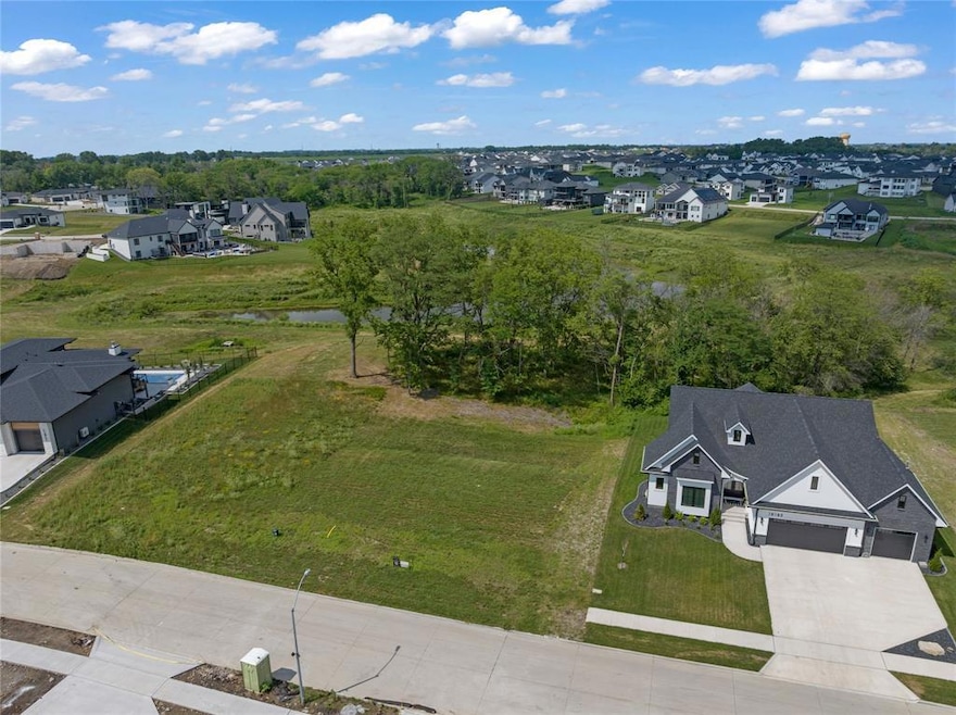 For Sale $260,000 • Co-Listing Agent