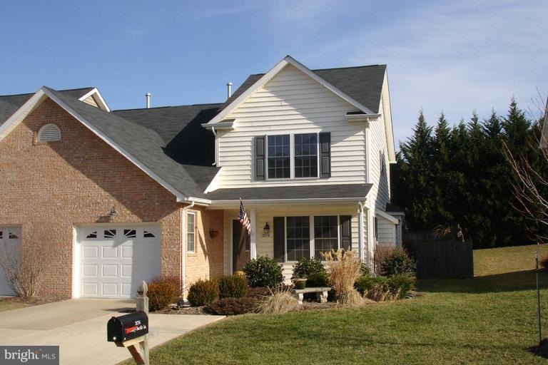 2074 Honeysuckle Ln, Winchester, VA 22601 - photo 1