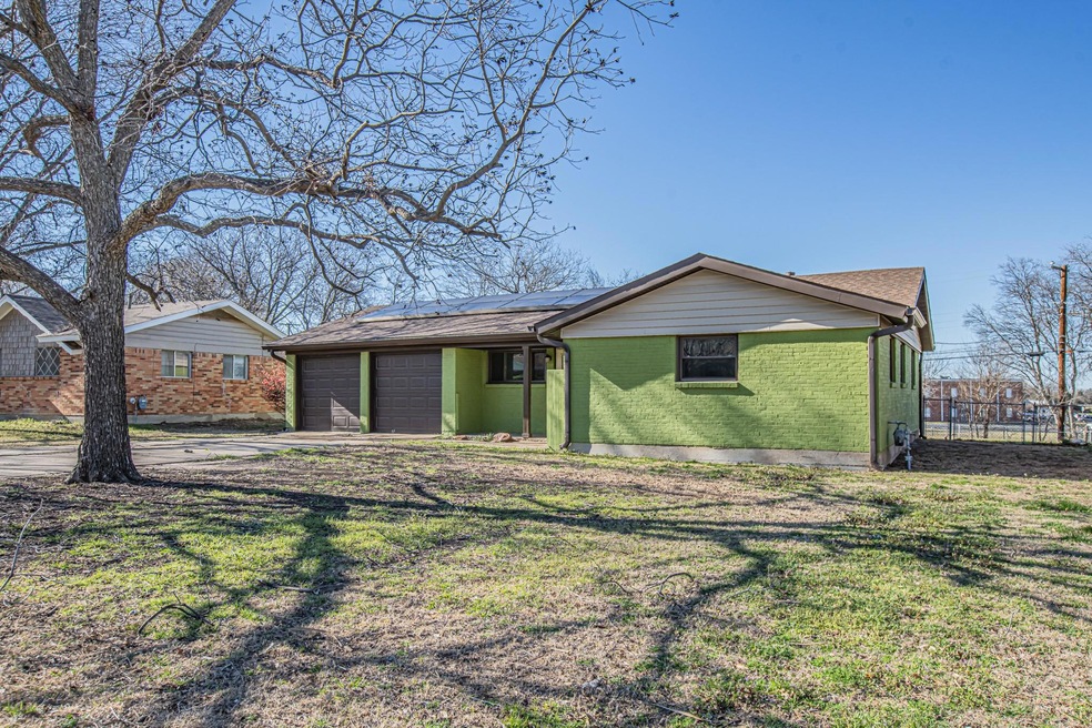 8844 Kate St, Fort Worth, TX 76108 - photo 1