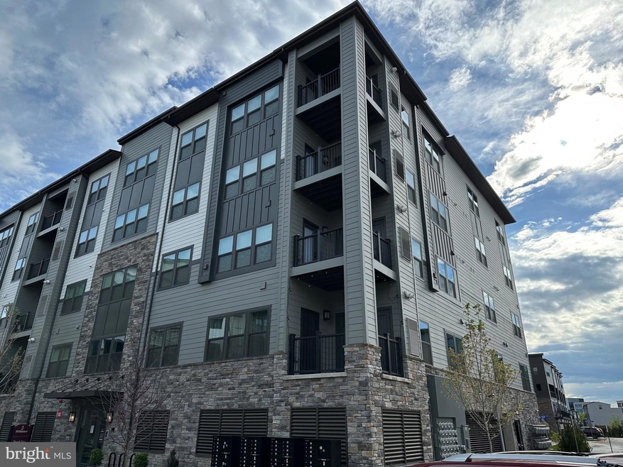 Woodland Park East unit 4-E, Herndon, VA 20171 - photo 1