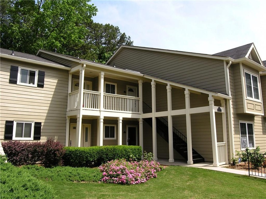 BEAUTIFUL COMPLEX