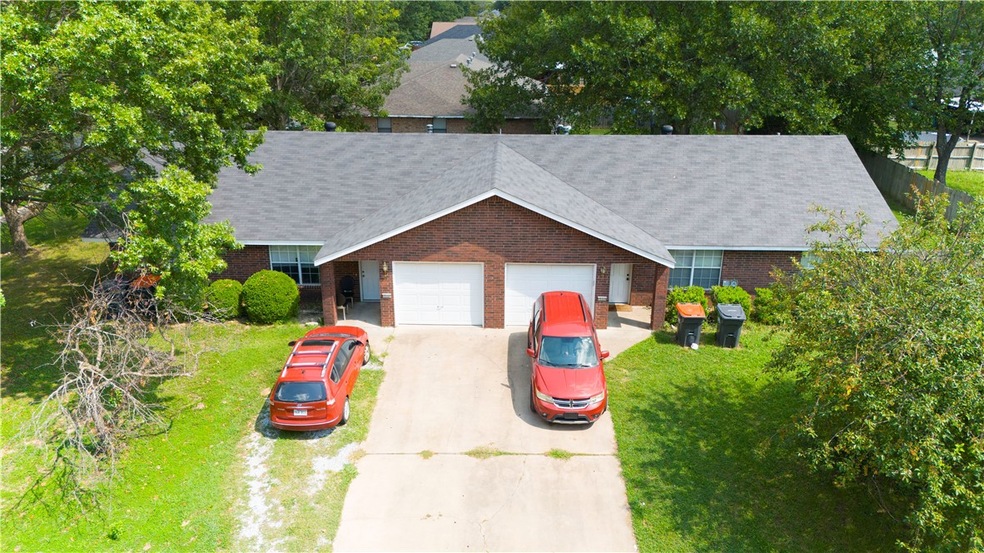 1533 Shannon St unit A & B, Springdale, AR 72764 - photo 1