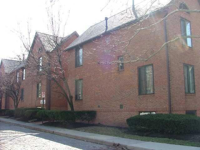 255 Lear Street