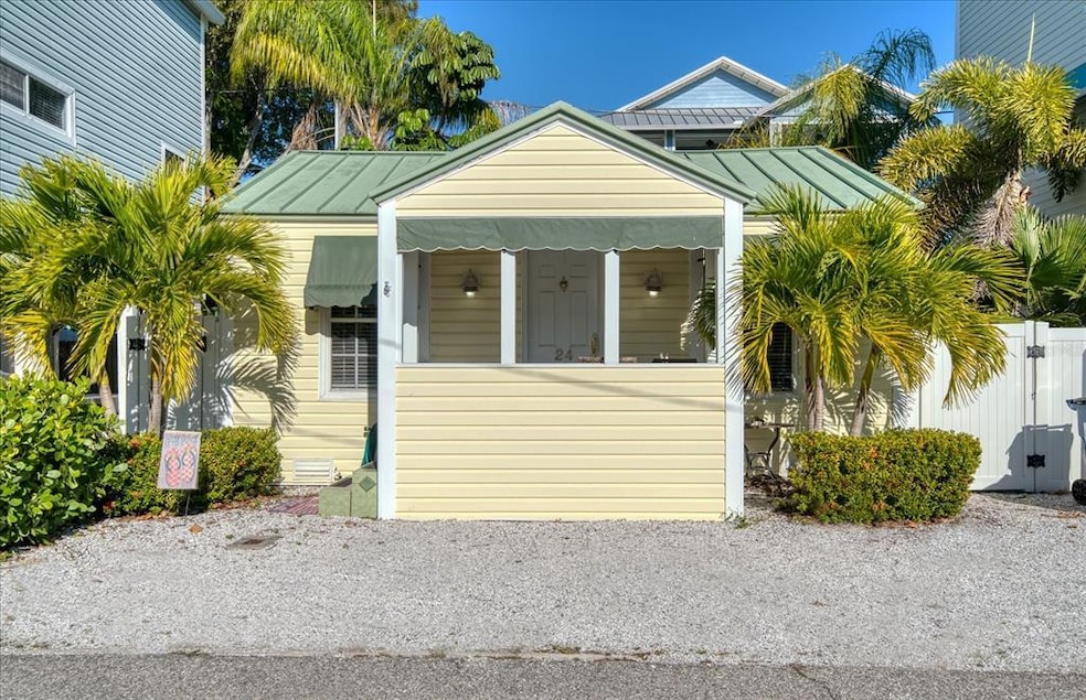 24 80th Terrace, Treasure Island, FL 33706 - photo 1