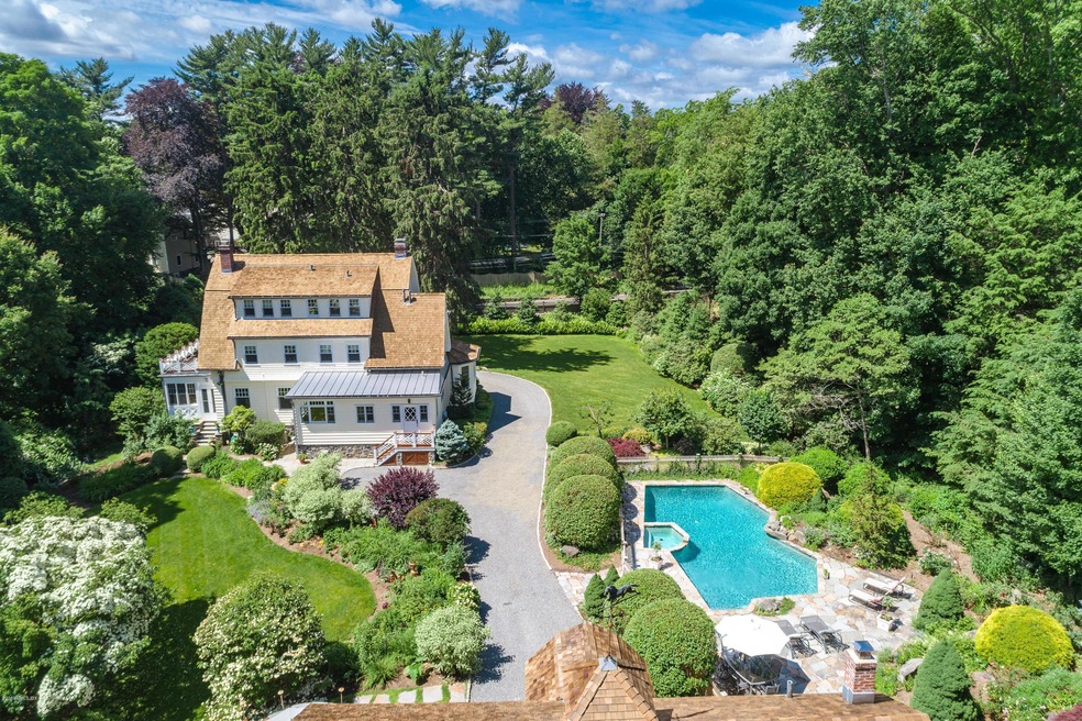 63 Glenville Rd, Greenwich, CT 06831 - photo 1