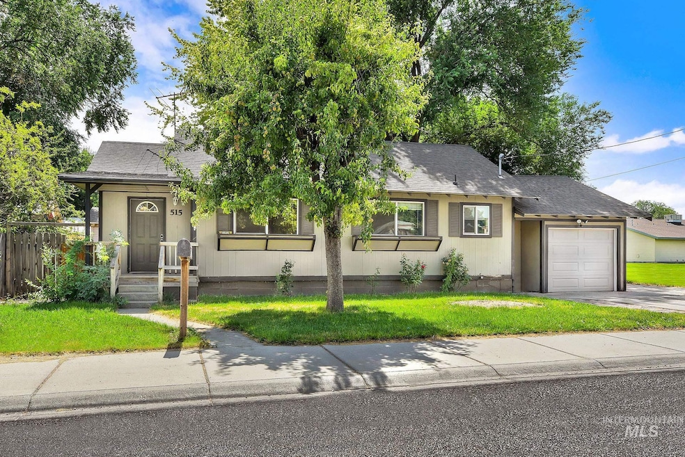 515 E Colorado Ave, Nampa, ID 83686 - photo 1