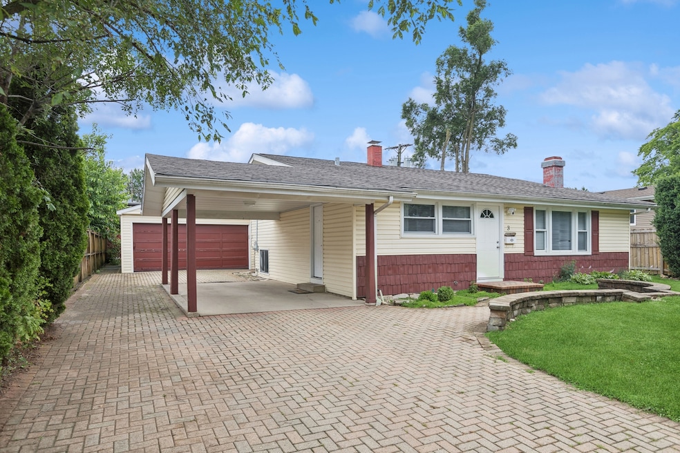 3 Alameda Dr, Carpentersville, IL 60110 - photo 1