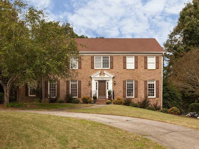 Exterior Front. Fantastic, turn key home on convenient corner lot! Hot location in top school district!