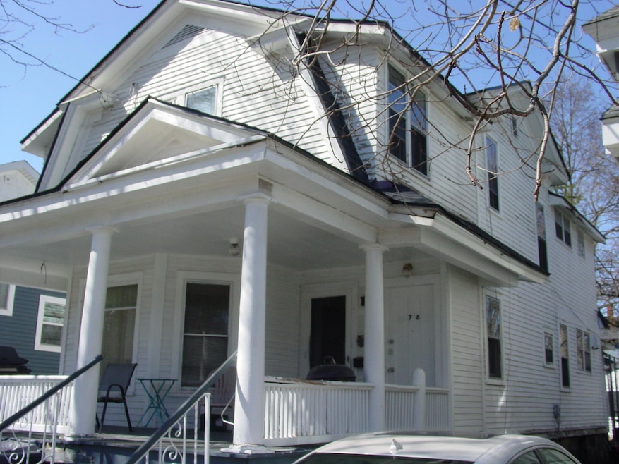 718 W Cedar St, Kalamazoo, MI 49007 - photo 1