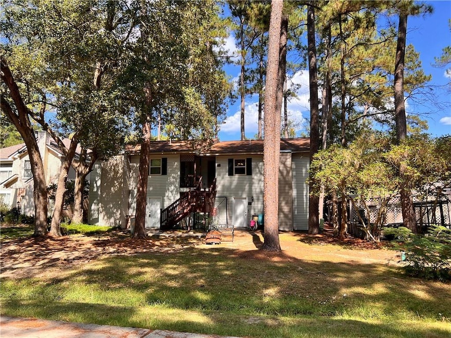 4 plex with covered parking spot