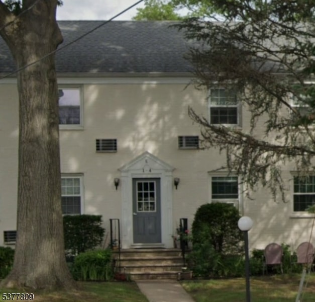 4 Hadfield Ave, Union, NJ 07083 - photo 1