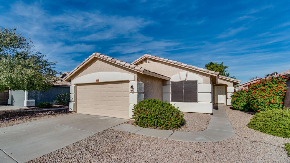 2230 E 39th Ave-1