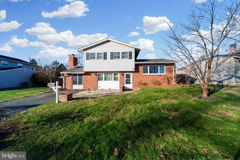 713 S Harmony Rd, Newark, DE 19713 - photo 1