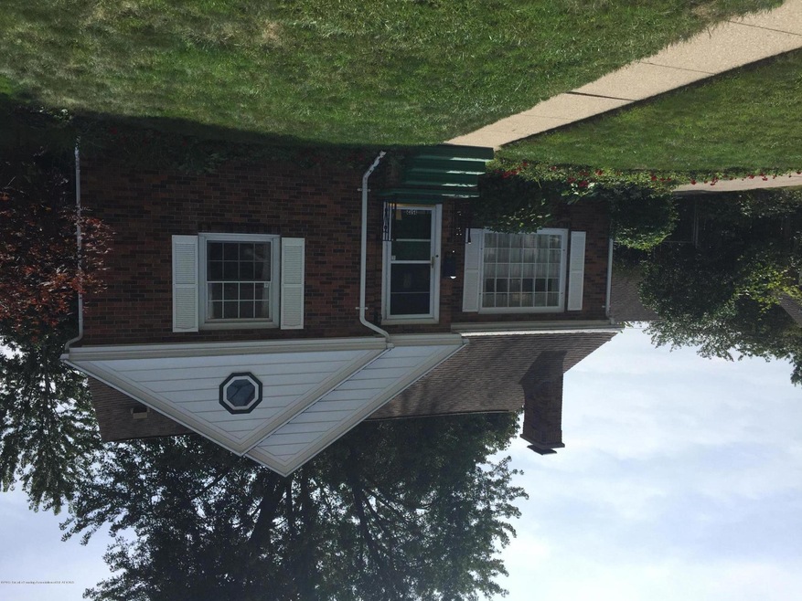 1512 Clifton Ave, Lansing, MI 48910 - photo 1