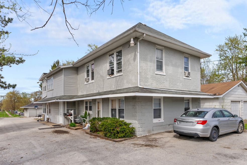 2427 Thornton Lansing Rd, Lansing, IL 60438 - photo 1