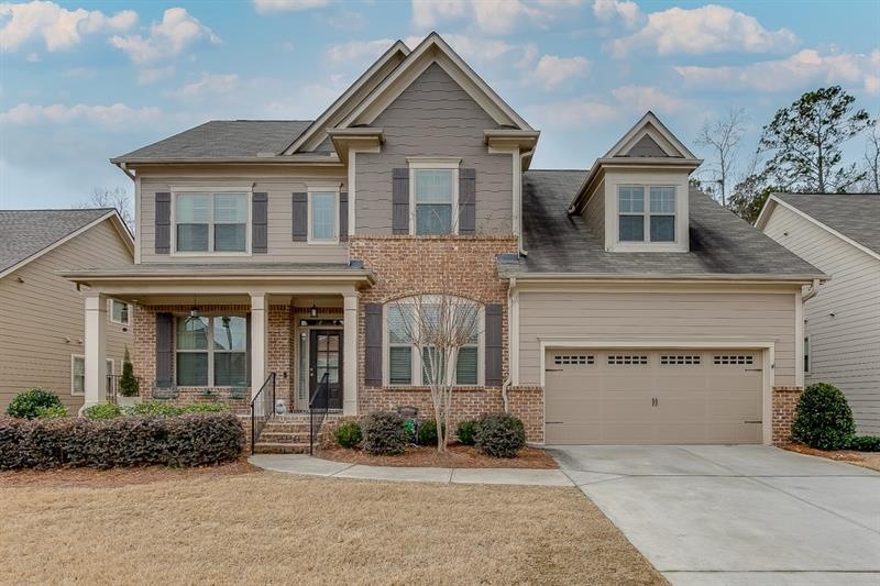 Gorgeous front view of the house