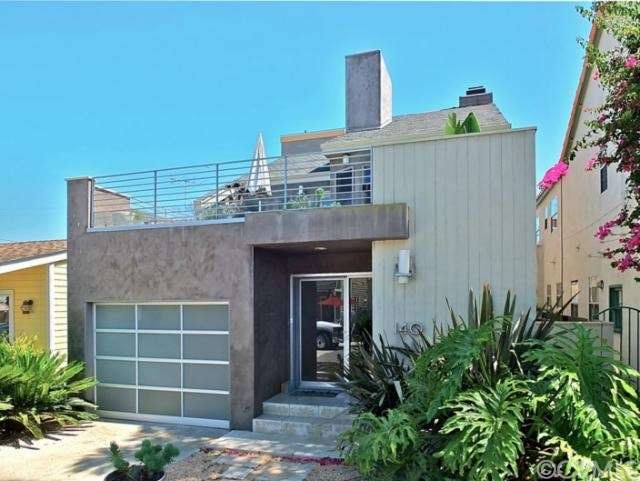 3 Bedroom, 2 1/2 Bathroom Contemporary Home