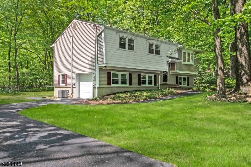 15 Iroquois Trail, Budd Lake, NJ 07828 - photo 1