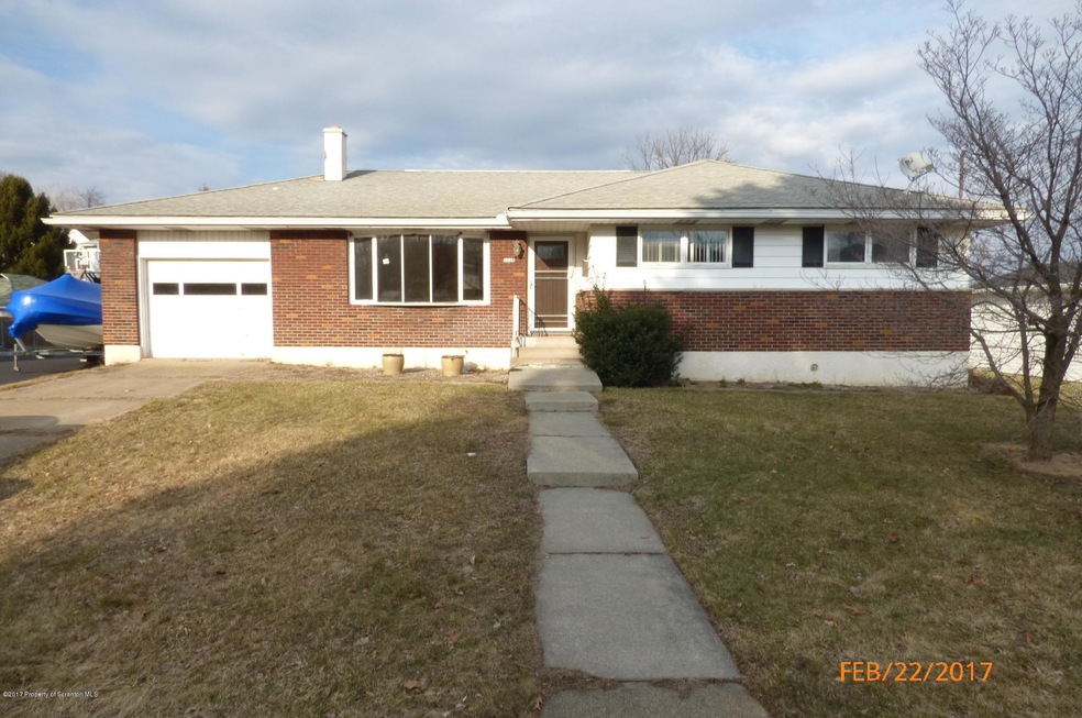 1730 Bulwer St, Scranton, PA 18504 - photo 1