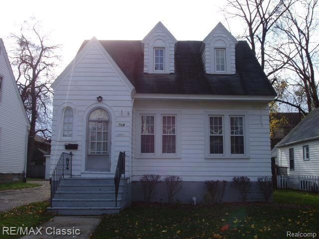 Front View.JPG