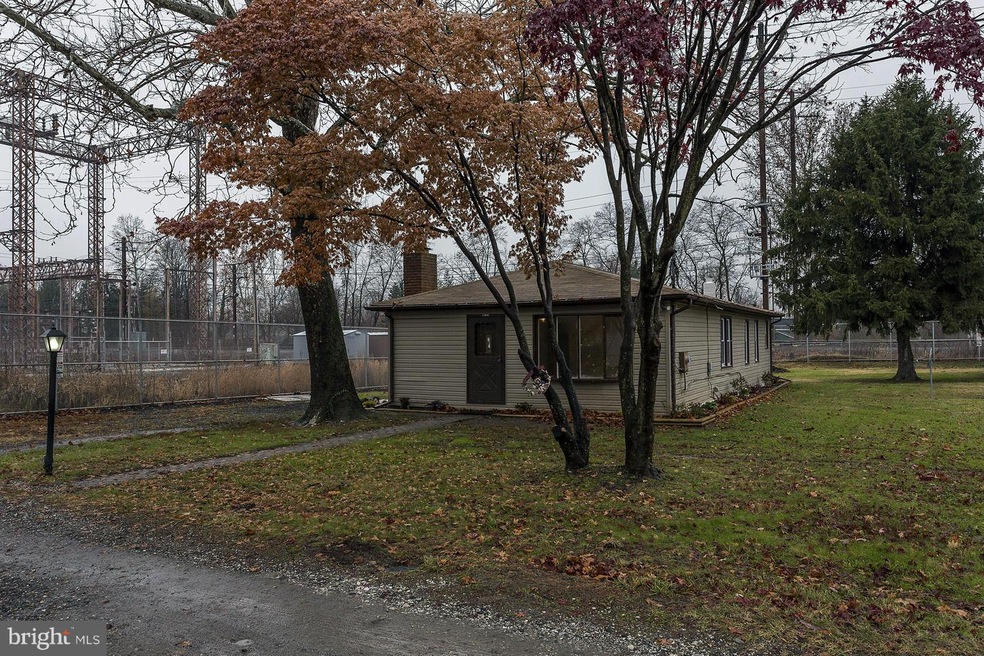 13242 Sylvan Ave, Middle River, MD 21220 - photo 1