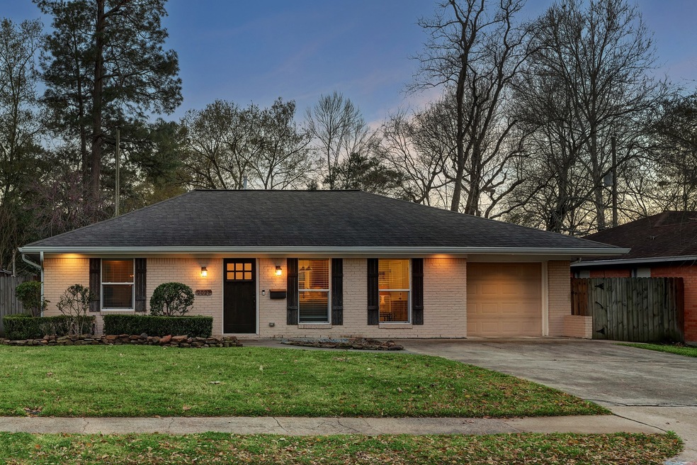 2027 Saxon Dr, Houston, TX 77018 - photo 1