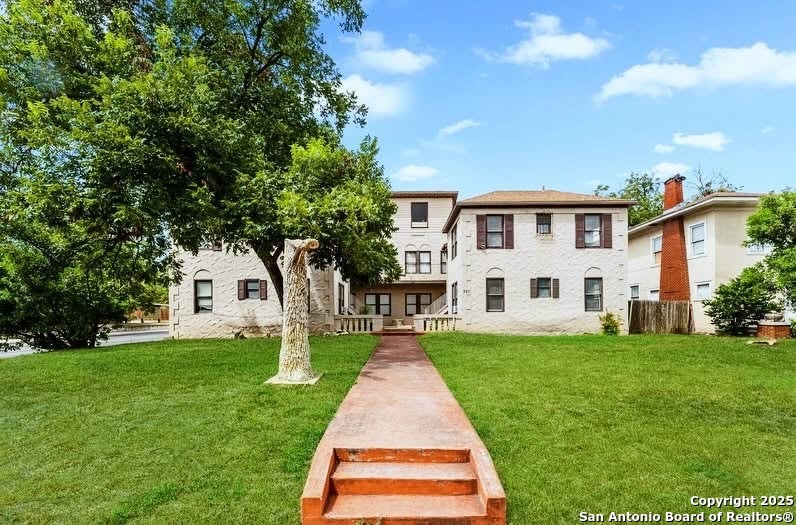 343 W Summit Ave unit 2, San Antonio, TX 78212 - photo 1