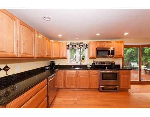 64 Sexton Ave, Westwood, MA 02090 - photo 1